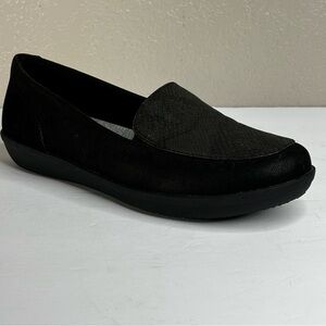 Clarks Women's Ayla River Loafer - Black Snakeskin & Suede Flat Shoes Size 8.5M
